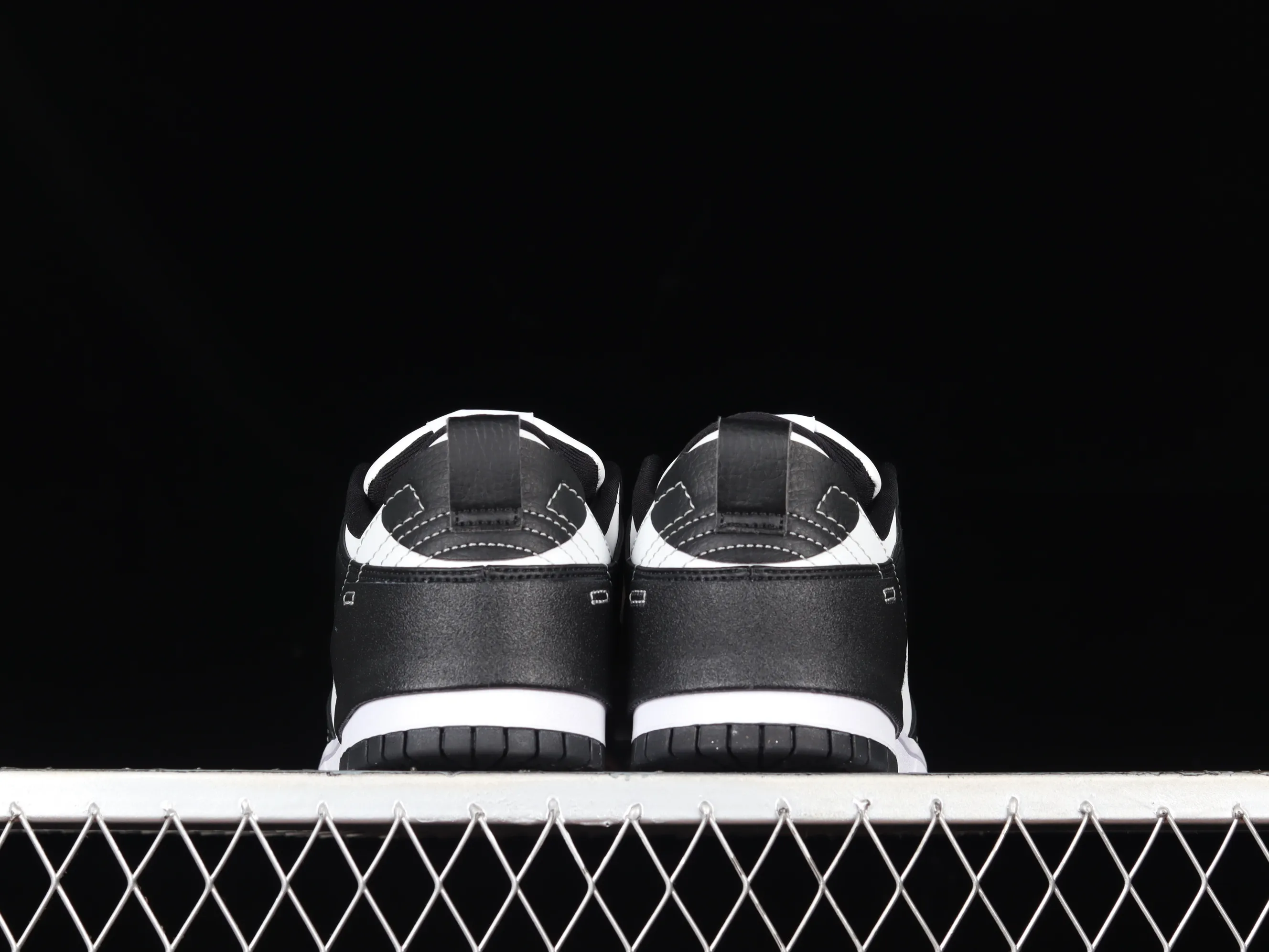 All categories Nk SB Dunk series Nk SB Dunk Low low-top sneakers F version Nk Dunk Low Disrupt 2 "Desert Bronze" New deconstructed style lightweight dunk low-top casual sports skateboard shoes DV4024-002